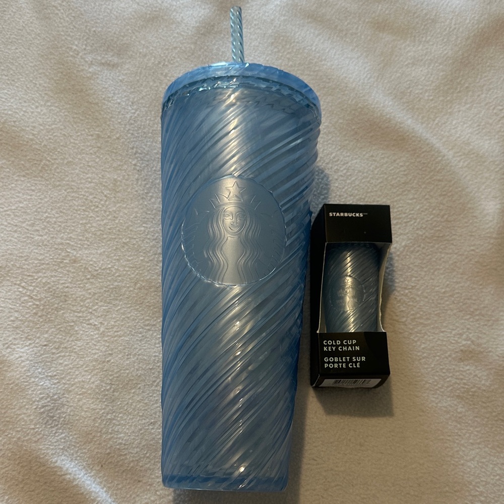 Set- Starbucks Light Blue Swirl 24oz tumbler & Matching Key Chain